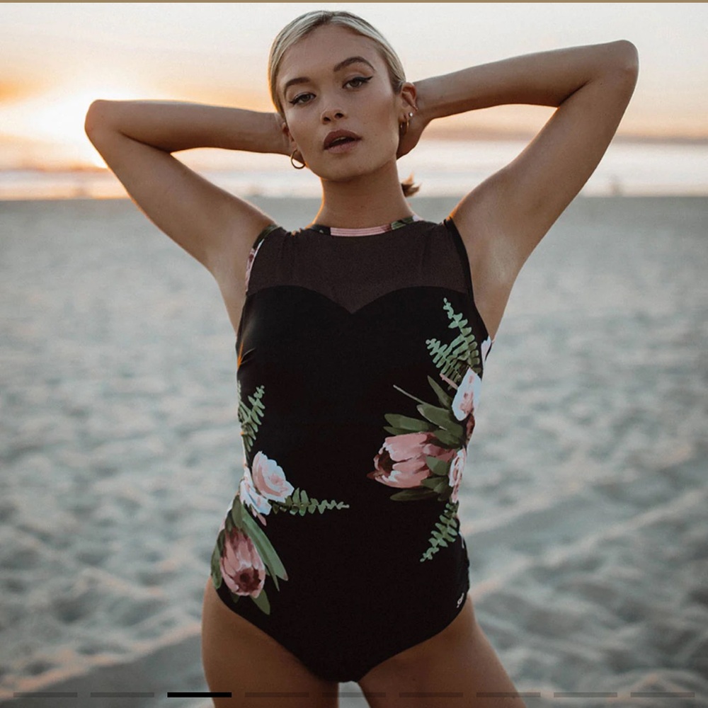 Albion Black Nylon-Spandex Apparel